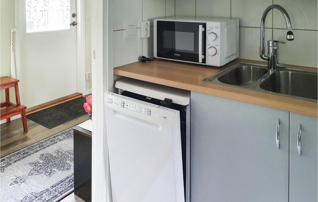 2 Bedroom Lovely Home In Amal Animskog Bagian luar foto